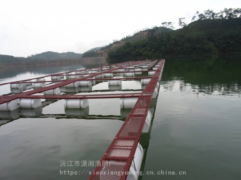 四川养鱼网箱设备养鱼设备加工河流网箱水库养殖网箱制造
