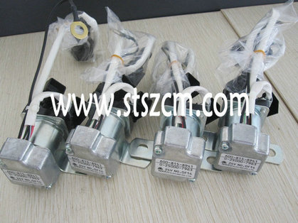 小松PC60-7继电器600-815-8941原厂品质供应