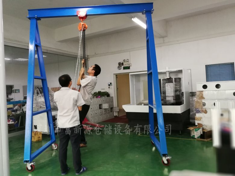 模房吊模架生产厂家 1吨移动式吊模架图片